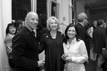 (l to r) TCLF President Charles Birnbaum, TCLF Board member Shaun Duncan and Mary Margaret Jones