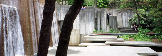 View of Ira's Fountain in Portland, OR