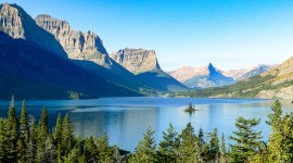 St. Mary's Lake on the Going-to-the-Sun Road, Glacier National Park, Montana