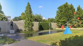 Reflecting pool and concrete partition wall, Hirshhorn Sculpture Garden, Washington, DC