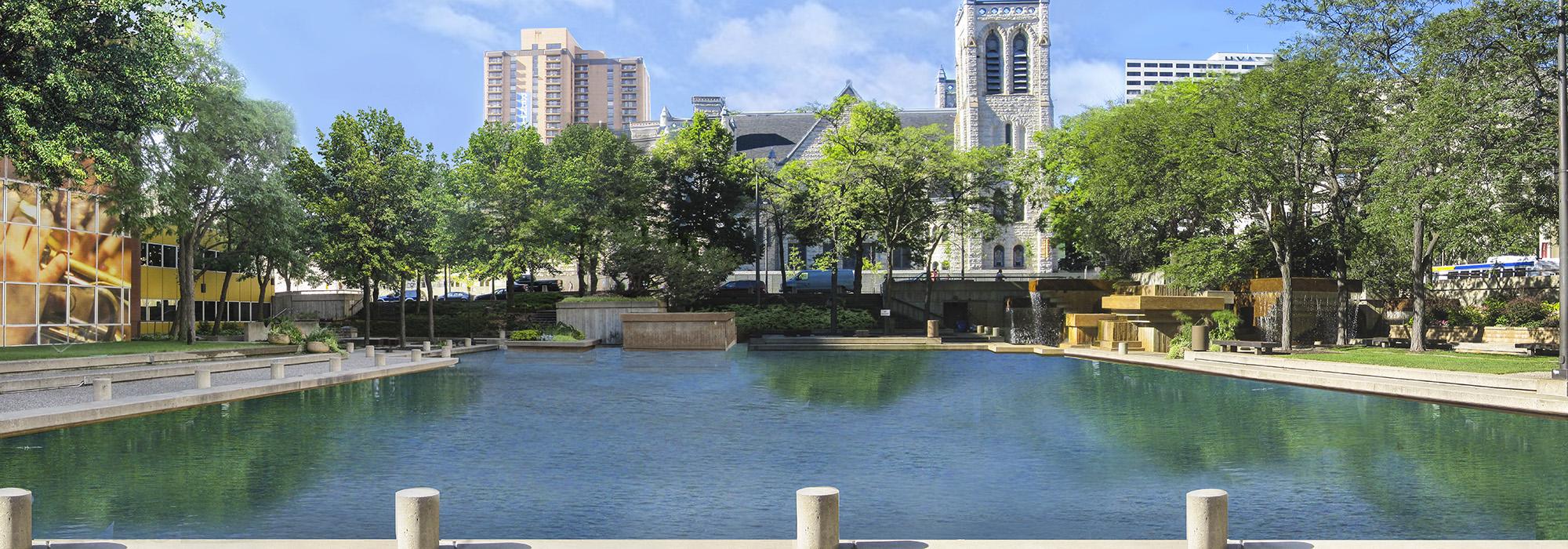 PeaveyPlaza.jpg PeaveyPlaza.jpg
