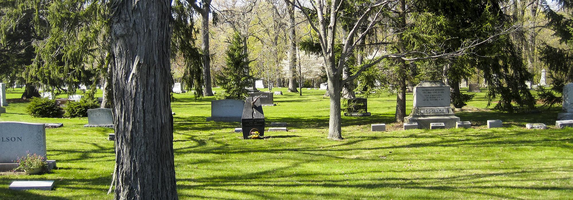 Lake Forest Cemetery, Lake Forest, IL