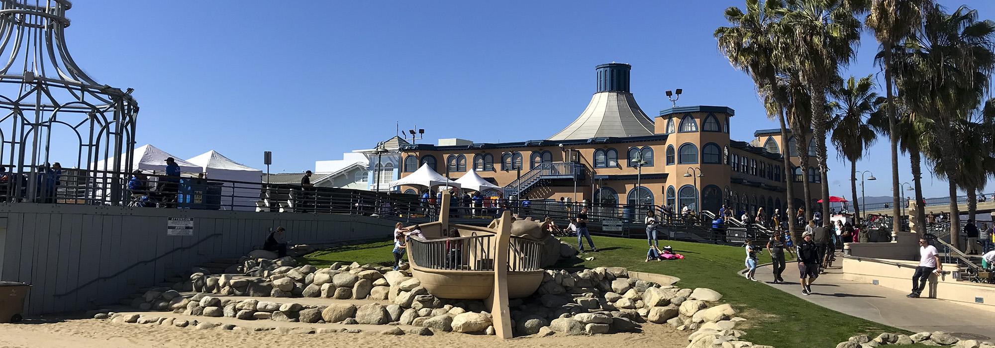 CA_SantaMonica_CarouselPark_RobertChattel_2018_Hero.jpg CA_SantaMonica_CarouselPark_RobertChattel_2018_Hero.jpg