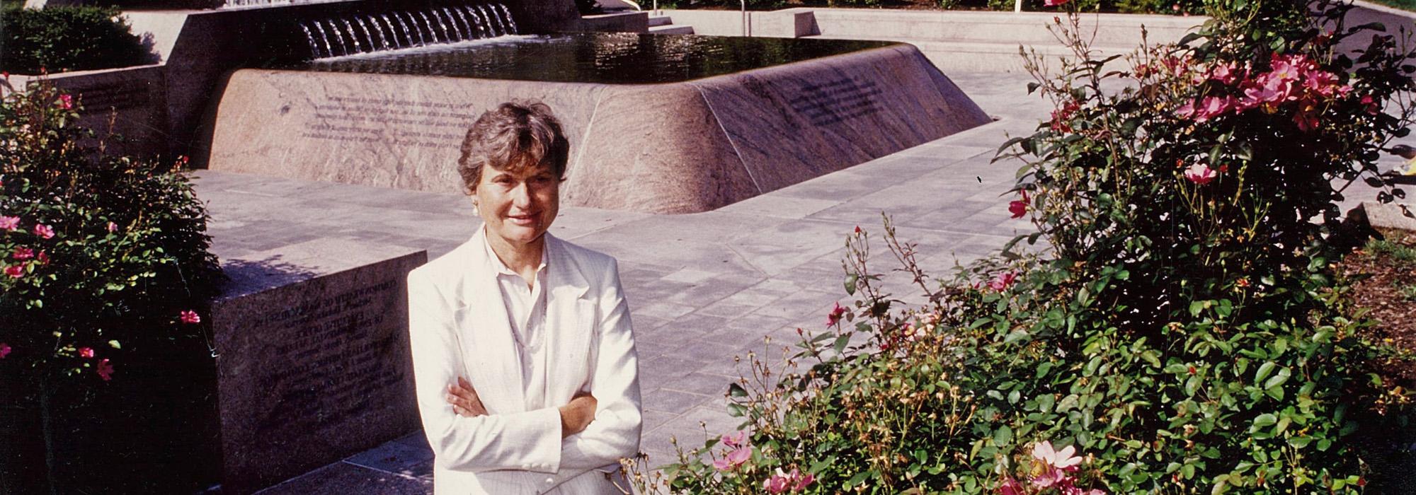 MA_Cambridge_JFKMemorialPark_CarolJohnsonattheJFKParkFountain_Hero_001.jpg MA_Cambridge_JFKMemorialPark_CarolJohnsonattheJFKParkFountain_Hero_001.jpg