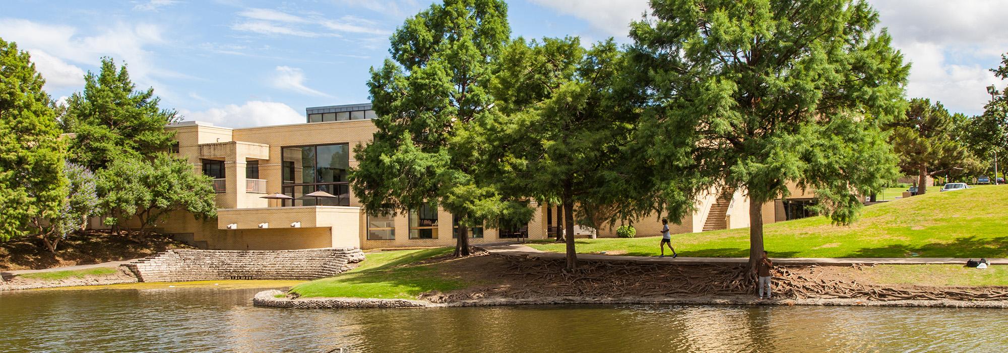 Farmers Branch Manske Library, Farmers Branch, TX