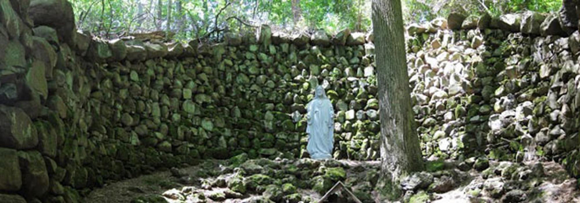 Mount Manresa grotto