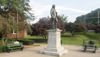 Alexander Hamilton statue