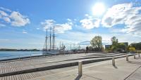 Spadina WaveDeck, Toronto