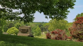 Lake View Cemetery 