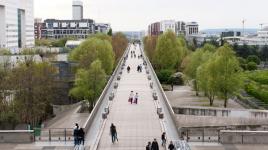 L'Esplanade du Général de Gaulle, Paris, France 