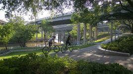 Sabine-to-Bagby Promenade, Buffalo Bayou Park