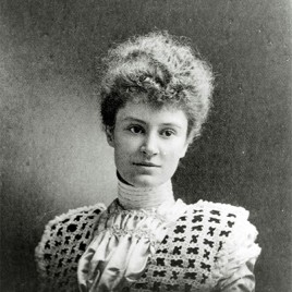 Black and white portrait of Alice Delafield Clarkson Livingston