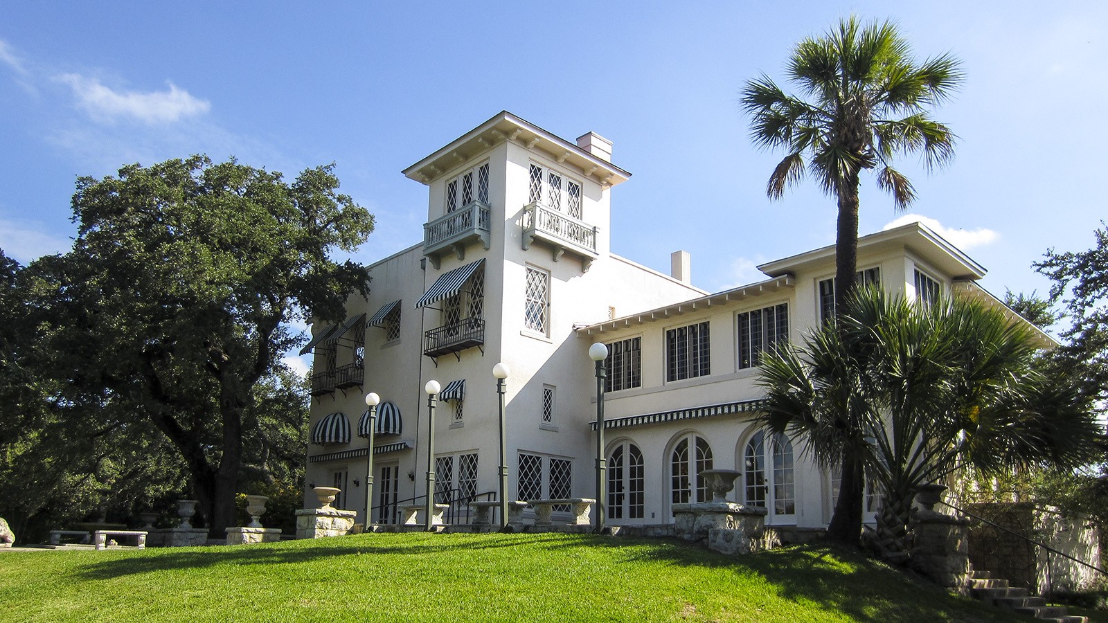 The Contemporary Austin - Laguna Gloria photo 2