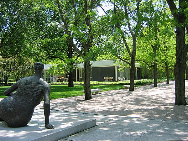 KEVIN ROCHE JOHN DINKELLOO 作品集 KEVIN ROCHE JOHN DINKELLOO 作品集