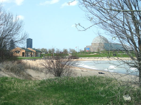 File:Northerly Island Beach - Chicago, Illinois.JPG - Wikipedia