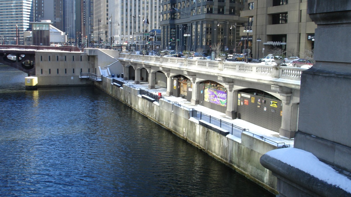 ChicagoRiverfront_before_feature.jpg Chicago riverfront, before