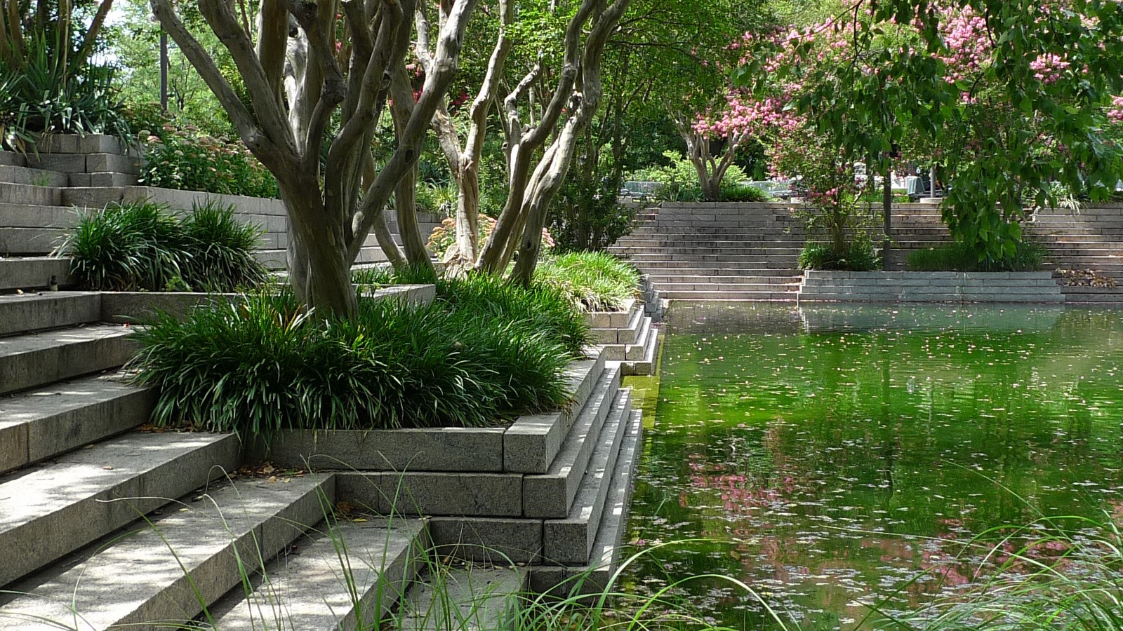 DC_PershingPark_signature_06_AmandaShull_2012.jpg Pershing Park, Washington, DC