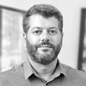 Emerson_Peter-headshot.jpg