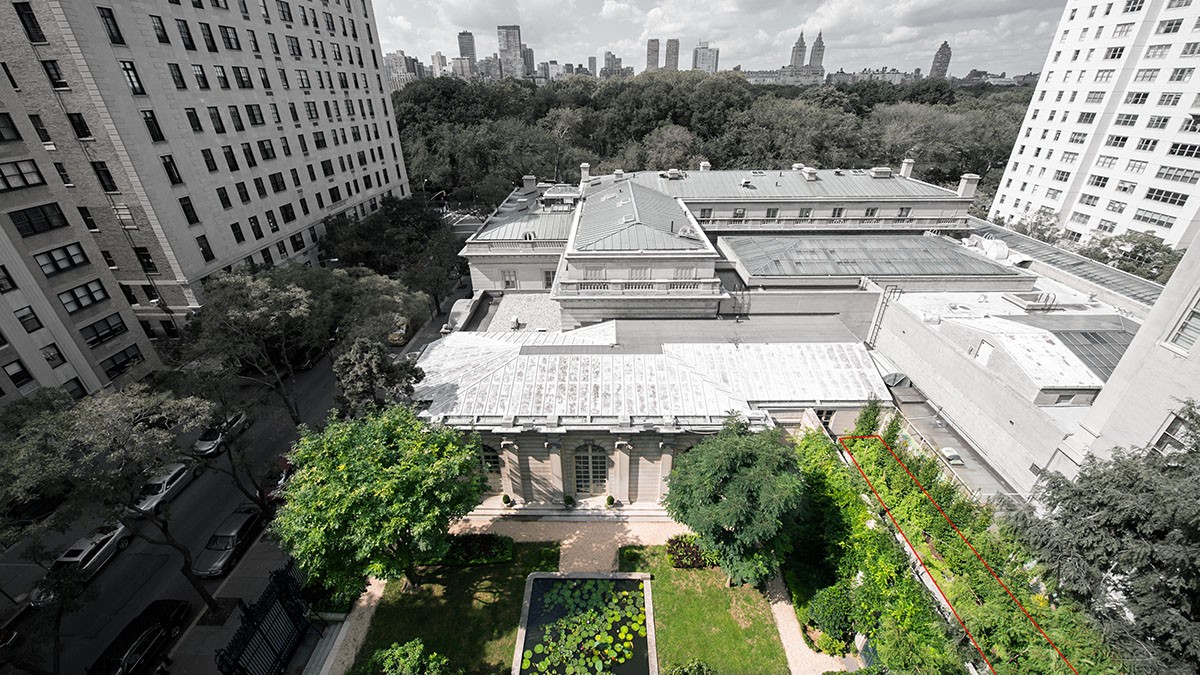 FrickCollection_PlanterBox_NavidBaraty_2014.jpg The color area is the Frick Collection Garden and the red outline indicates the planter box