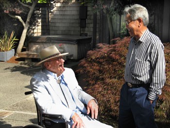 Hanamoto_Asa_2.jpg Asa Hanamoto with Robert Royston, Roystonland Excursion