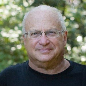 Helphand-Kenneth_headshot-001.jpg