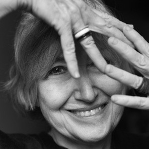 JoyceKozloff_headshot_01.jpg
