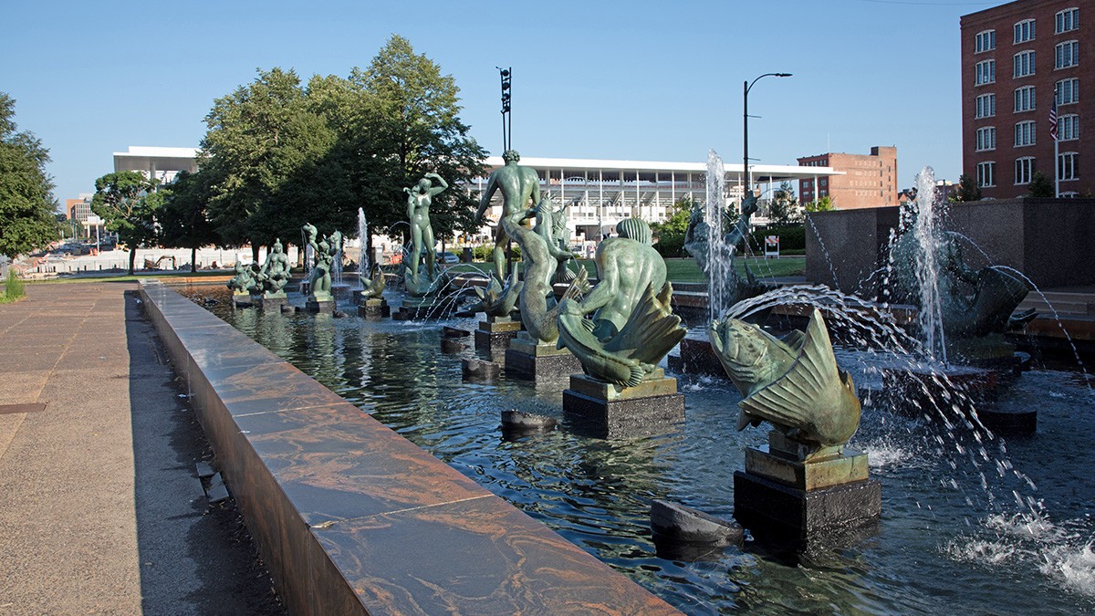 Aloe Plaza | TCLF