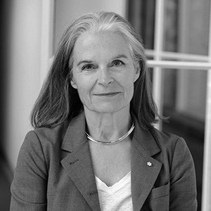McKenna_Marianne_headshot.jpg