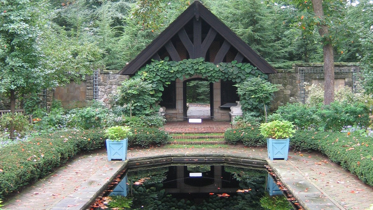 OH_Akron_Stan Hywet Hall_09-07 382 EBS_sig.jpg Stan Hywet Hall, Akron, OH