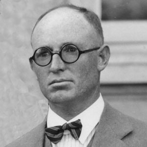 Shepherd_Harry-sig.jpg