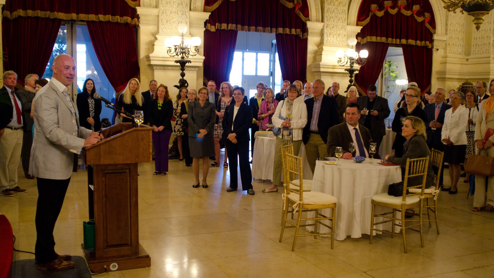 WOTW_Newport_BreakersLaunchReception_feature_MatthewTraucht_2015.jpg Charles Birnbaum and guests at The Breakers