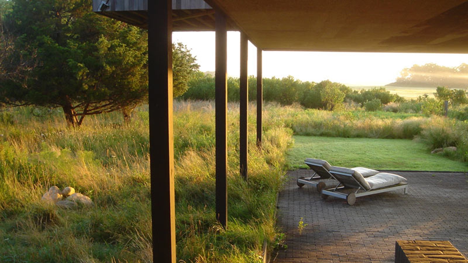 vonGalGarden_Feature_03_CourtesyEdwinavonGal.jpg von Gal Garden - Photo courtesy Edwina von Gal