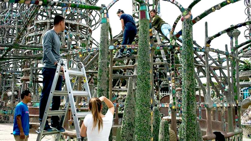CA_LosAngeles_WattsTowers_JohnLewis_sig_01.jpg Watts Towers in Los Angeles, California