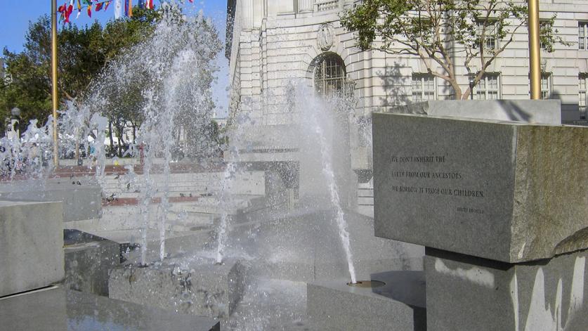 CA_SanFrancisco_UNPlaza_52_CharlesBirnbaum_2005.jpg Halprin's fountain animated by water jets at United Nations Plaza, San Francisco, CA
