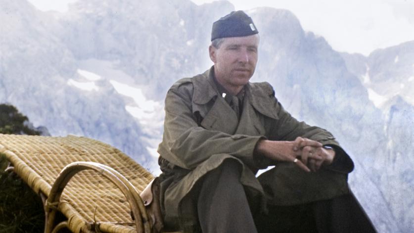 DanKiley_feature_courtesyAaronKiley_1945.jpg Dan Kiley, 1945
