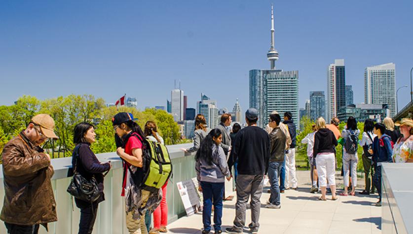 Fort York tour during What's Out There Weekend Toronto - Photo by Matthew Traucht