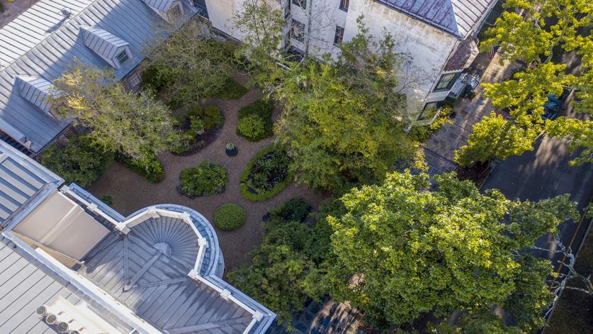 GA_Savannah_JGLowHouse_HalstonPitman_2018_05_sig.jpg Juliette Gordon Low Birthplace, Savannah, GA