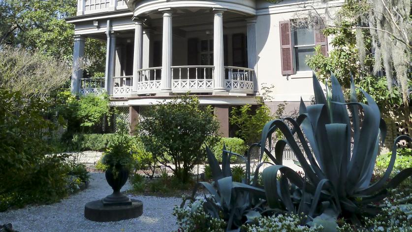 GA_Savannah_JulietteGordonLowBirthplace_signature_02_sfgamchick_2011.jpg Juliette Gordon Low Birthplace, Savannah, GA