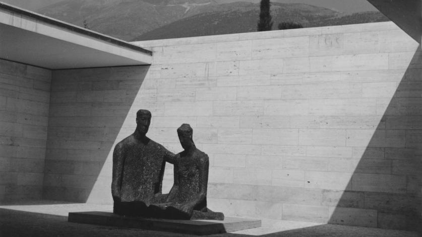 "Mourning and Consolation" by Suse Müller-Diefenbach at Robert Tischler's German War Cemetery, Cassino/Caira, Italy