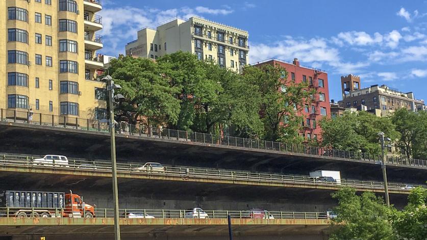 Triple cantilever of the Brooklyn Heights Promenade, Brooklyn, NY