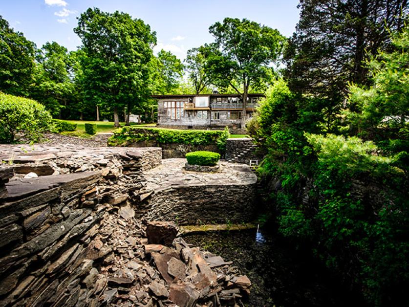 Opus40-13-ThomasHahn_2014.jpg Opus 40, Saugerties, NY