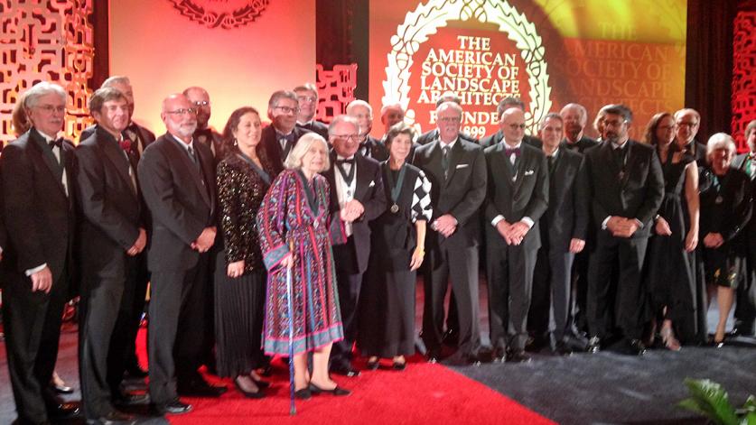 Harriet Pattison (center) at the Fellows of the American Society of Landscape Architects ceremony