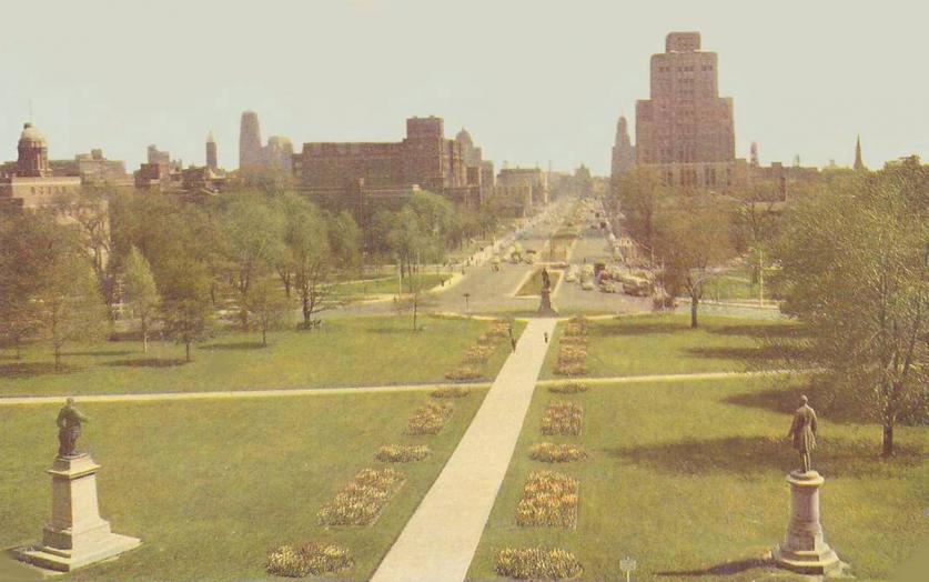 University Avenue from Queen's Park, undated postcard.