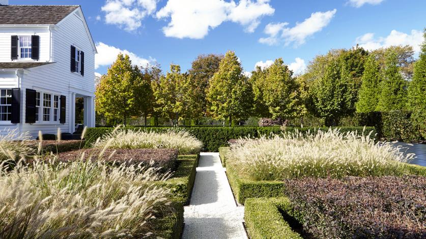 Southampton_feature_GardenDialogues_SawyerBerson.jpg Southampton Garden Dialogue