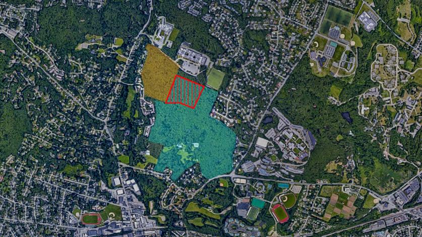 The 109-acre Stonehurst NHL district is shown in teal. The proposed school site (red) threatens thirteen acres of the Stonehurst NHL district. Twelve acres of Chesterbrook Woods (orange), historically a part of Stonehurst, may also be taken.