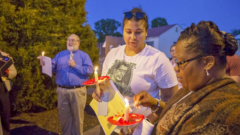 Memorial service at the lynching site of Jesse Lee Bond (included in Landslide 2018: Grounds for Democracy) in Memphis, TN