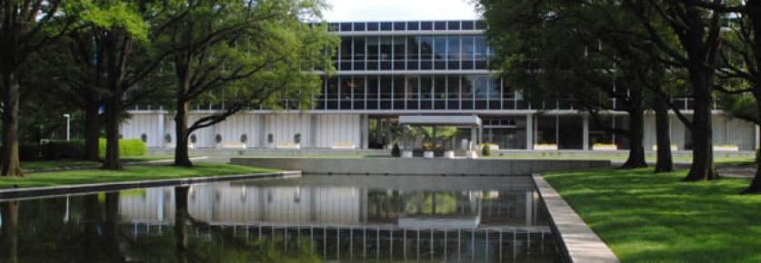 VA---Richmond---Altria---Jennifer-Livingston---2014-banner.jpg Altria Headquarters, Richmond, VA