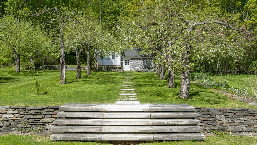 VT_Danby_CurrierResidence_courtesyPeterVanderwarker_2013_020_sig_001.jpg Currier Residence, Danby, VT