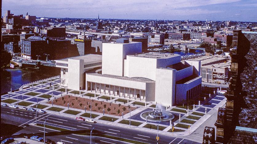 WI_Milwaukee_MarcusCenterForThePerformingArts_courtesyJoeKarr_1970_005_sig_002.jpg Marcus Center for the Performing Arts, Milwaukee, WI