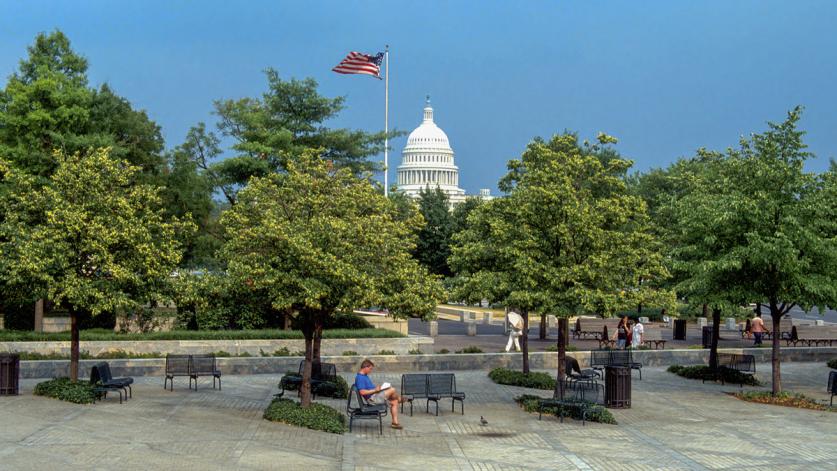 Washington_DC_JohnMarshallPark_04_JohnGustavsen_1983_sig.jpg John Marshall Park, Washington, DC